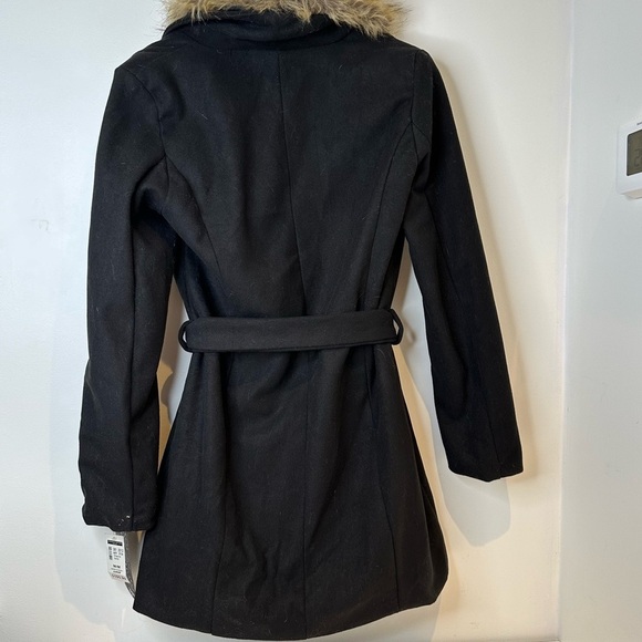 BNWT Kenneth Blake New York faux Fur collar Belted Coat - Picture 7 of 9